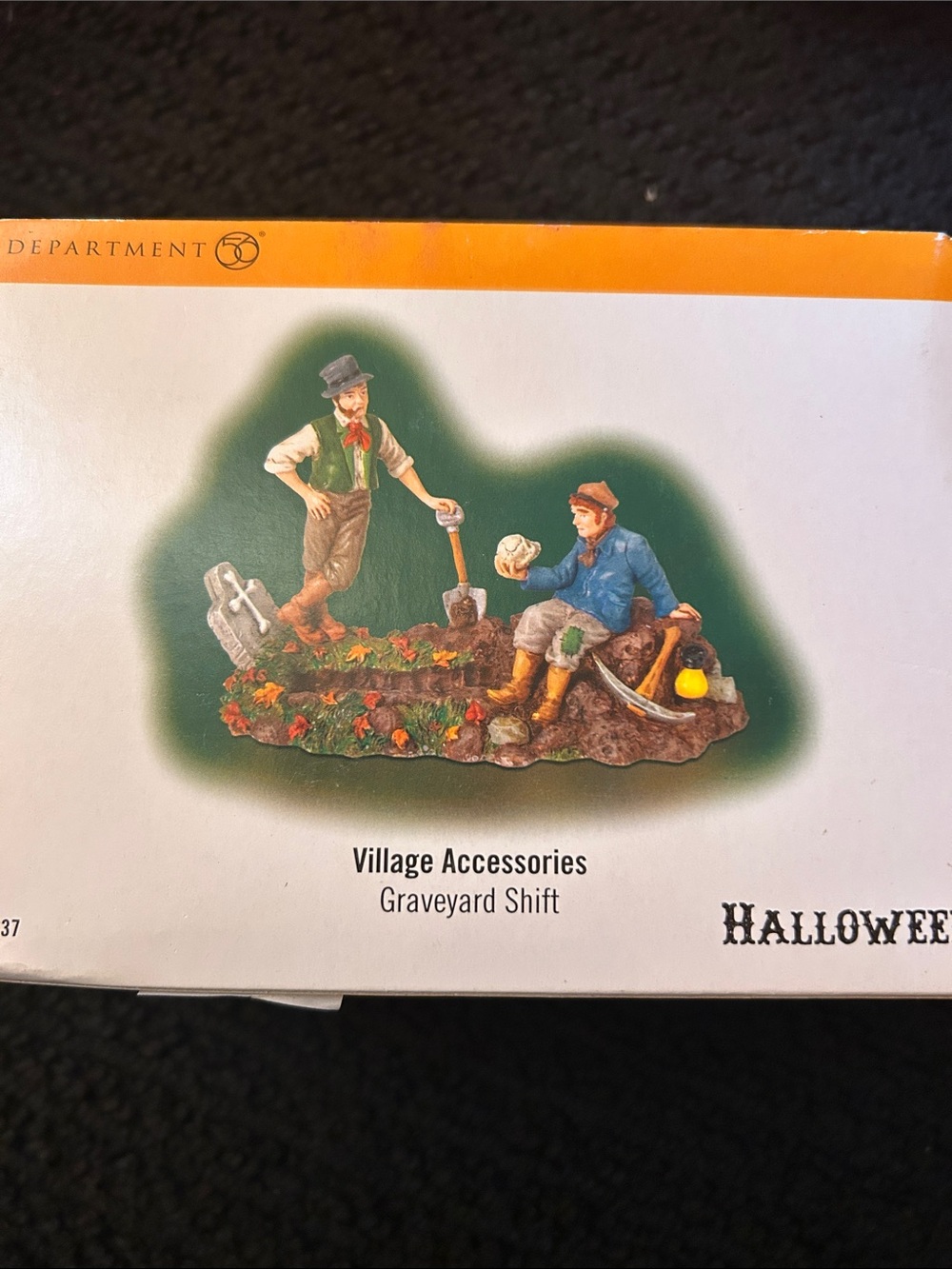 Department 56 Halloween " Graveyard Shift " Accessory